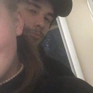 Meet your Posher, Philip